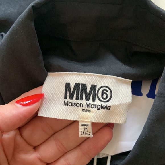 MM6 short sleeve button up, size M - Picture 2 of 2